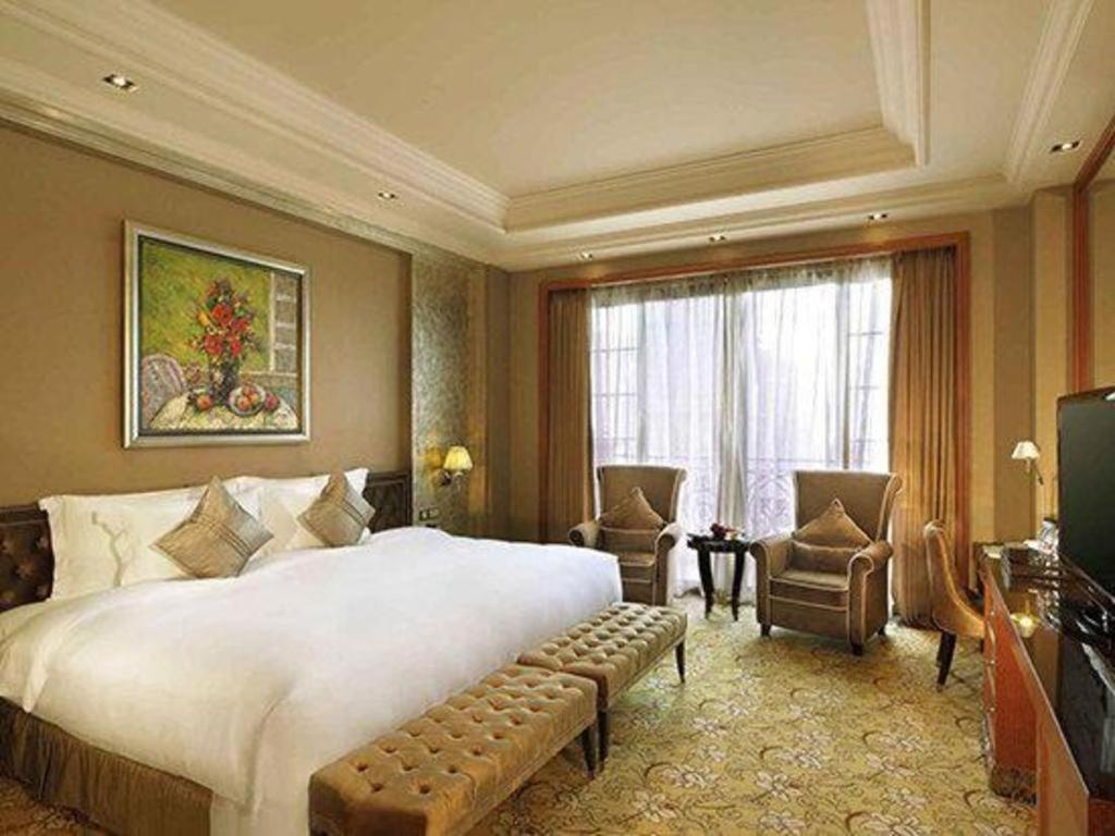 Chateau Starriver Guangzhou Peninsula Esterno foto