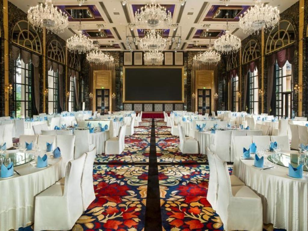 Chateau Starriver Guangzhou Peninsula Esterno foto