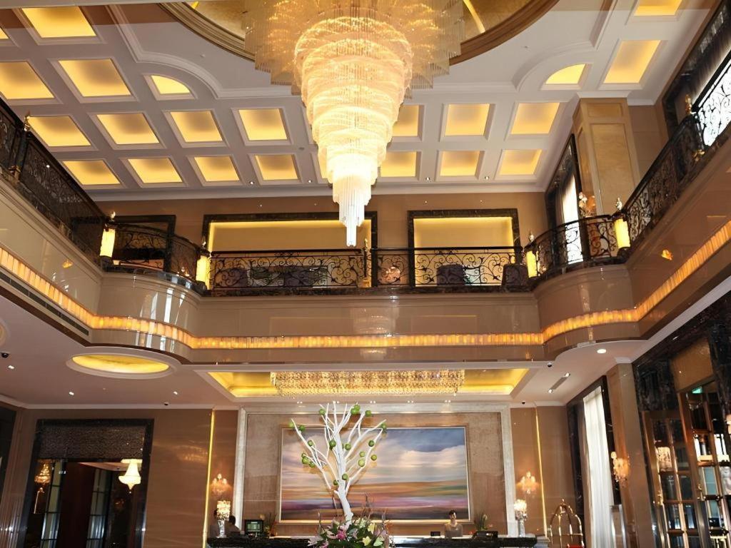 Chateau Starriver Guangzhou Peninsula Esterno foto