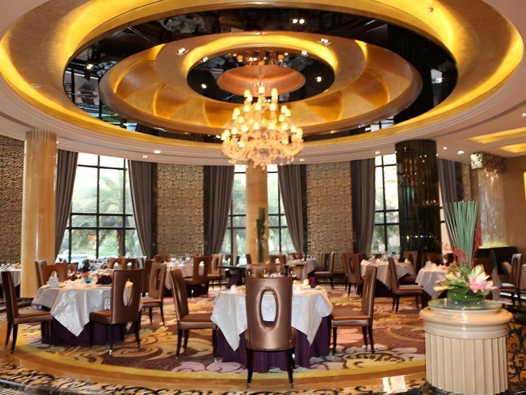 Chateau Starriver Guangzhou Peninsula Esterno foto